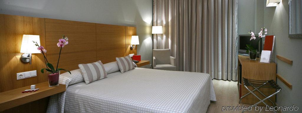Hotel Azuqueca アスケカ・デ・エナレス 部屋 写真